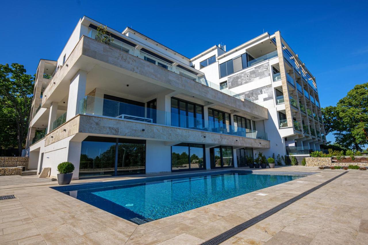 Club Panorama Residence Alsóörs Buitenkant foto